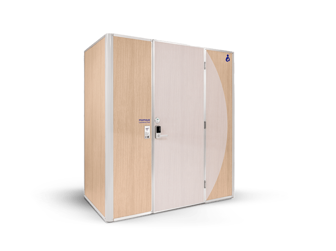 Flex-Exterior-isolated-angle-door closed-transparent